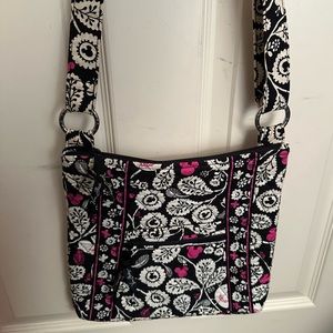 Vera Bradley Disney Hipster in Mickey Meets Birdie pattern- RARE